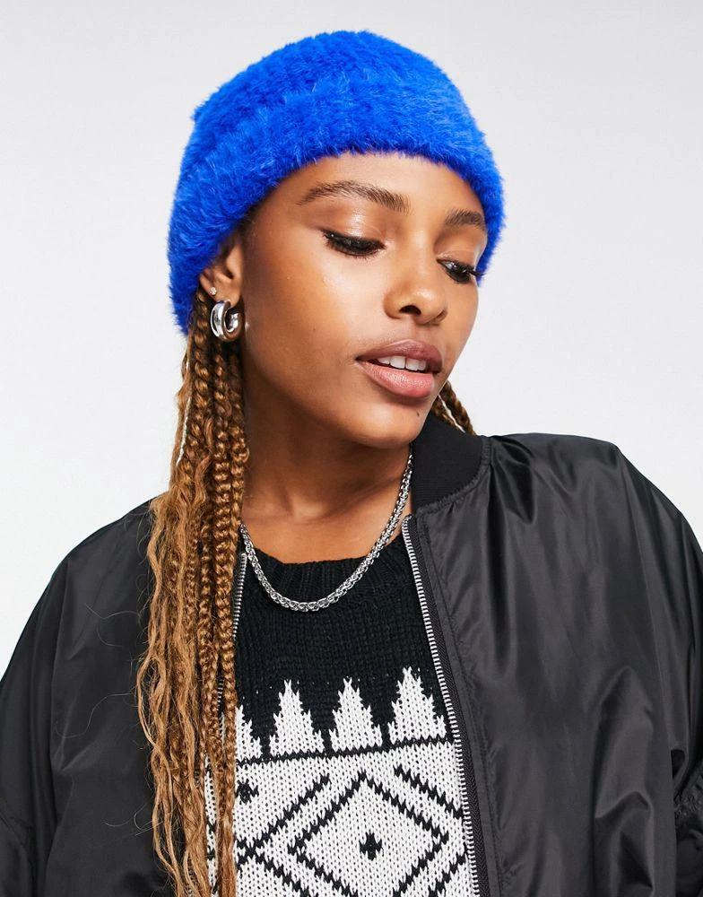 商品Topshop|Topshop supersoft beanie in blue,价格¥68,第3张图片详细描述