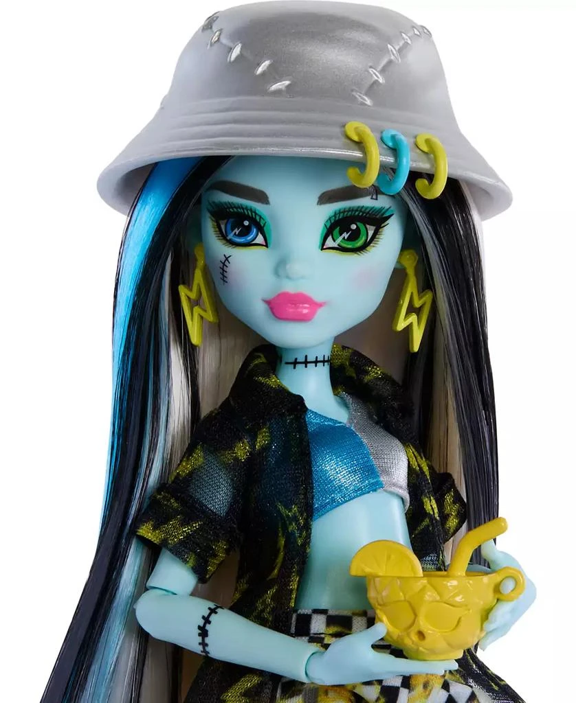 商品Monster High|Scare-Adise Island Frankie Stein Fashion Doll with Swimsuit Accessories,价格¥112,第3张图片详细描述