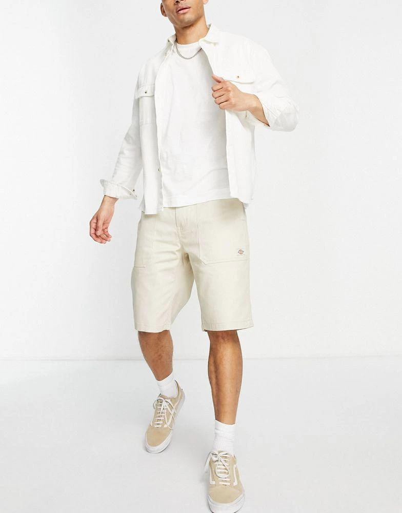商品DICKIES|Dickies Funkley shorts in beige,价格¥322,第3张图片详细描述