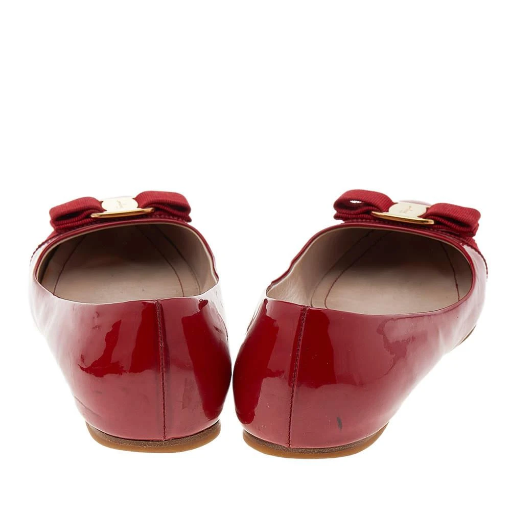 商品[二手商品] Salvatore Ferragamo|Salvatore Ferragamo Red Patent Leather Vara Bow Ballet Flats Size 39.5,价格¥1040,第5张图片详细描述