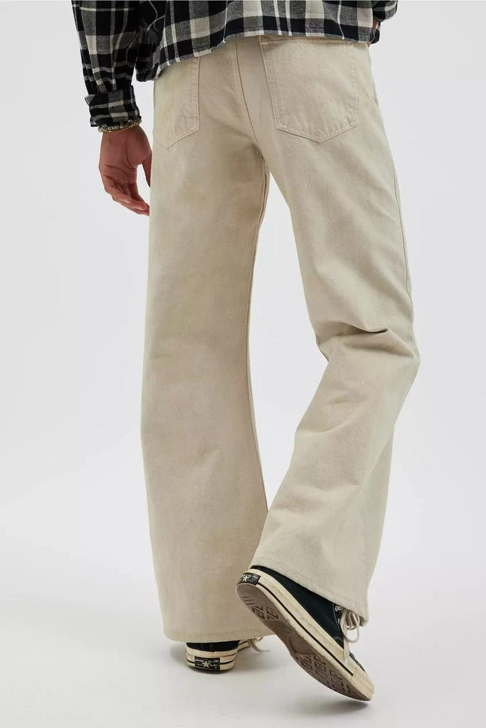 商品BDG|BDG Slacker Relaxed Fit Flare Jean,价格¥298,第4张图片详细描述