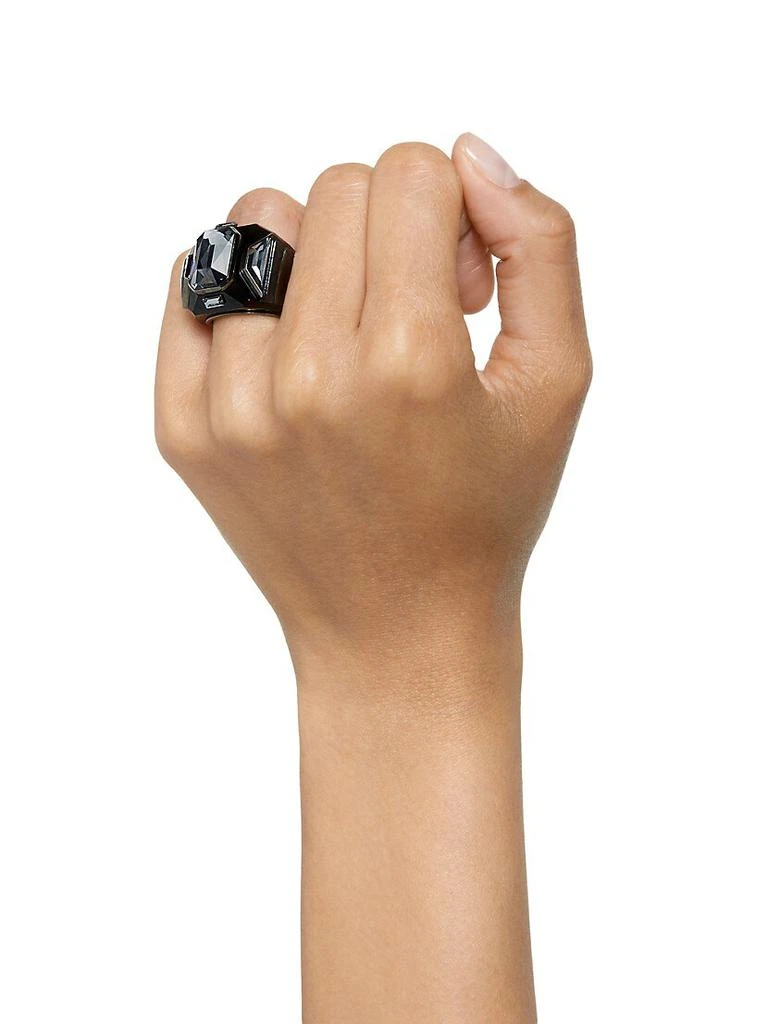 商品Swarovski|Chroma Ruthenium-Plated & Crystal Cocktail Ring,价格¥2612,第4张图片详细描述