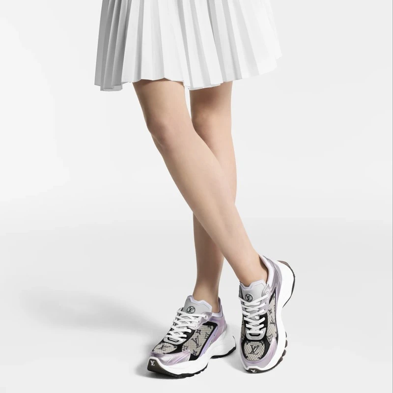 商品Louis Vuitton|【预售3-7天】LV/路易威登 女士紫色/灰色混合材料休闲运动鞋,价格¥8738,第6张图片详细描述