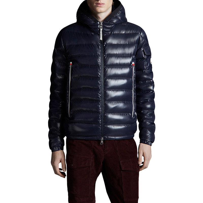 【预售3-7天】Moncler/蒙克莱 22年早春新款 GALION系列 男士午夜蓝漆面尼龙羽绒服H10911A00027M1592742商品第3张图片规格展示