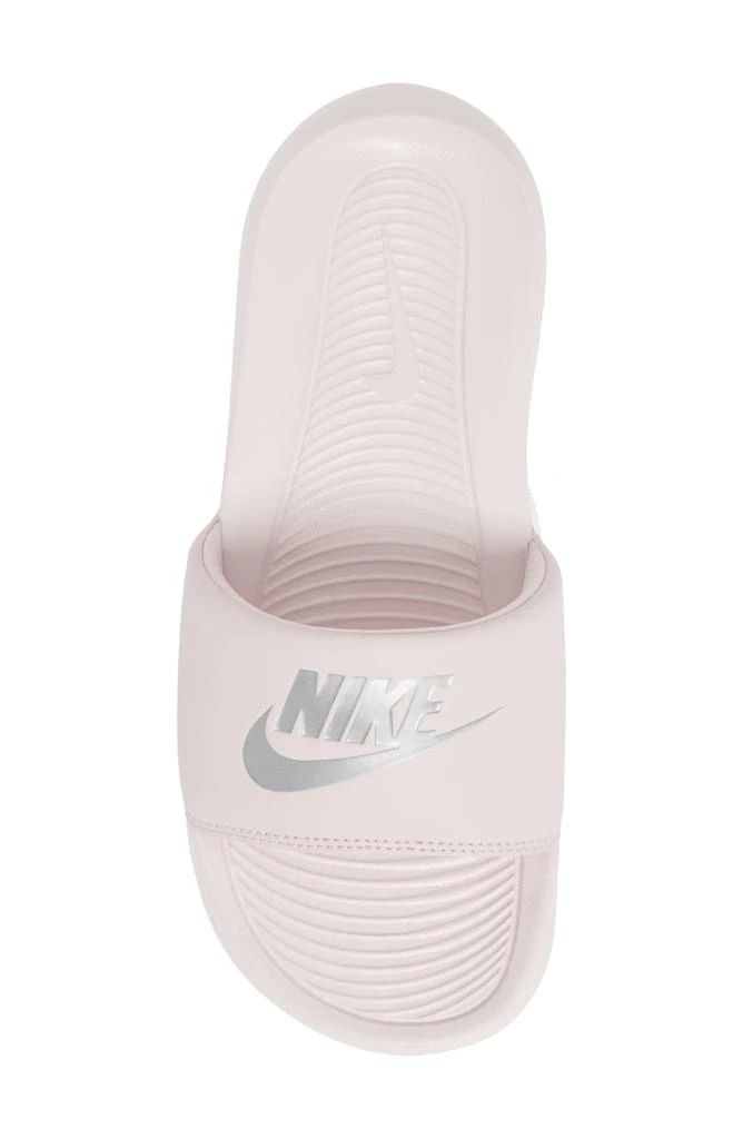 商品NIKE|Victori Slide Sandal,价格¥213,第4张图片详细描述