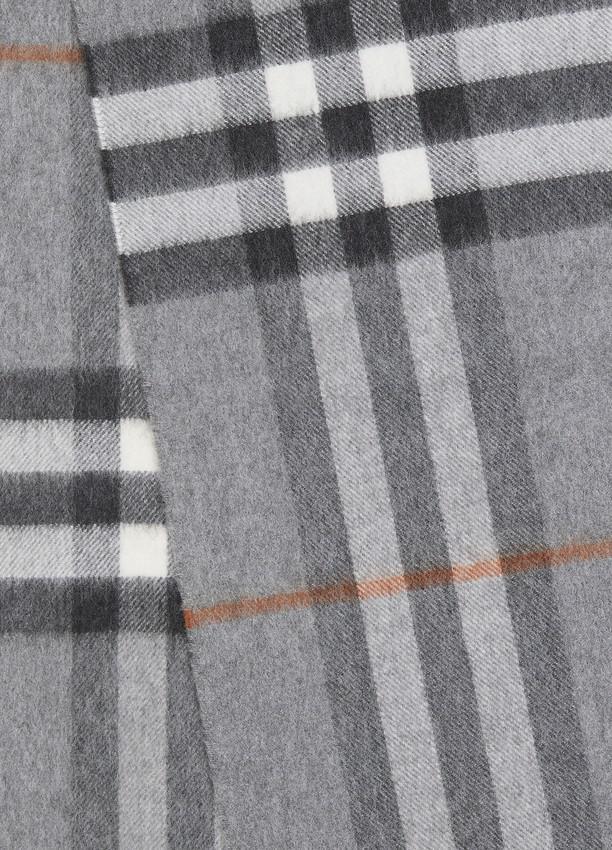 商品Burberry|山羊绒经典方格围巾,价格¥3840,第7张图片详细描述