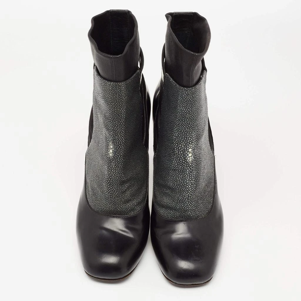 商品[二手商品] Fendi|Fendi Black Texture leather and Leather Ankle Boots Size 40,价格¥2297,第3张图片详细描述