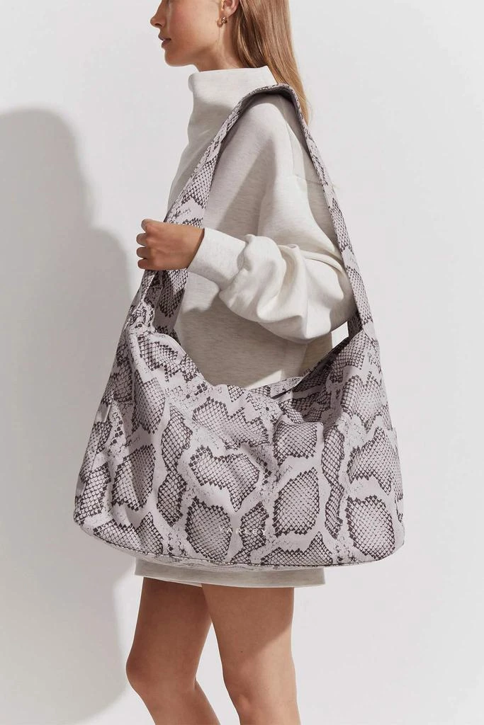 商品Varley|Cabana Slouch Tote - Ash Rose Python,价格¥880,第1张图片