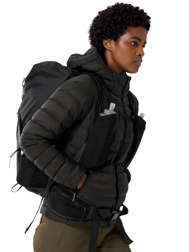 商品Arc'teryx|Arc'teryx Cerium Hoody, Women’s Down Jacket | Packable Insulated Women’s Winter Jacket with Hood | Black, X-Large,价格¥2842,第4张图片详细描述