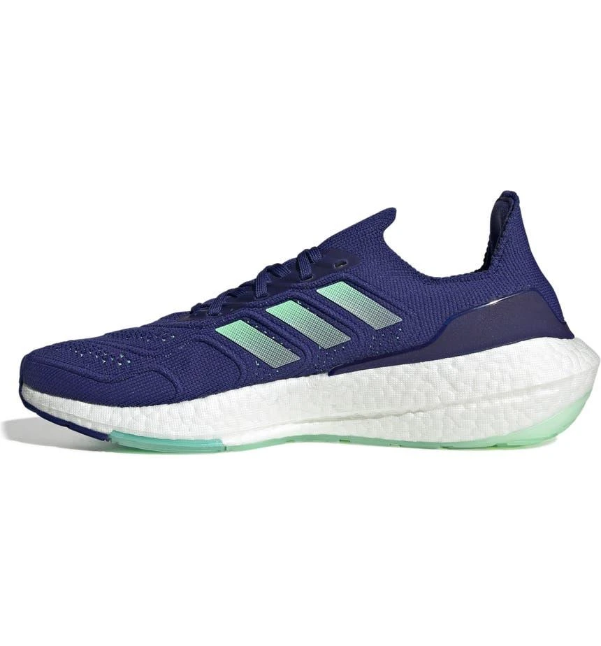 Ultraboost 22 HEAT.RDY Running Shoe 商品