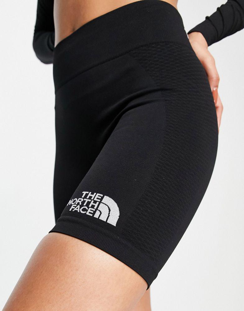 商品The North Face|The North Face Training Seamless legging shorts in black Exclusive at ASOS,价格¥248,第4张图片详细描述