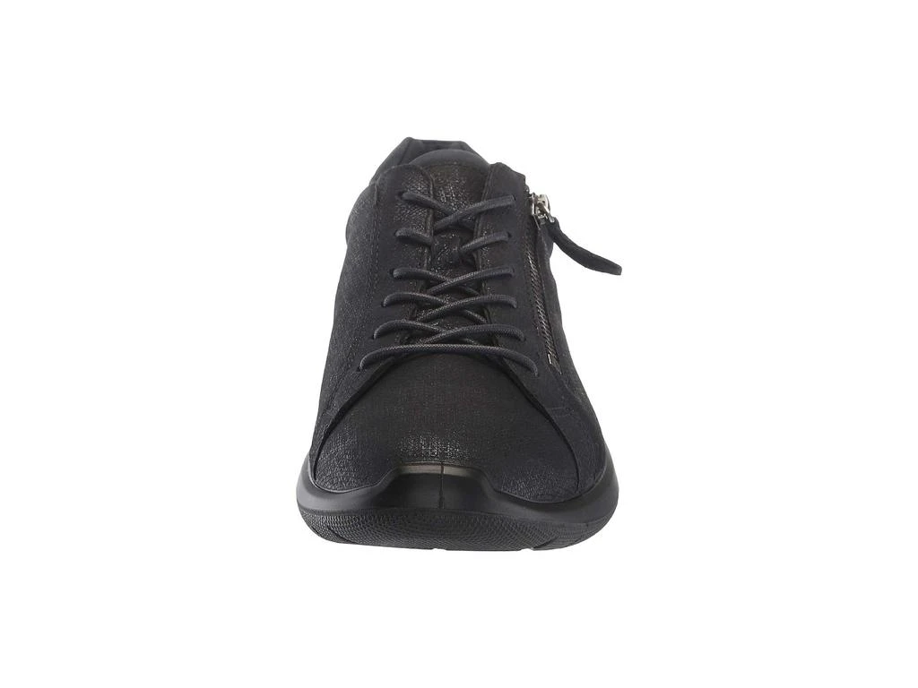 Soft 5 Zip Sneaker 商品