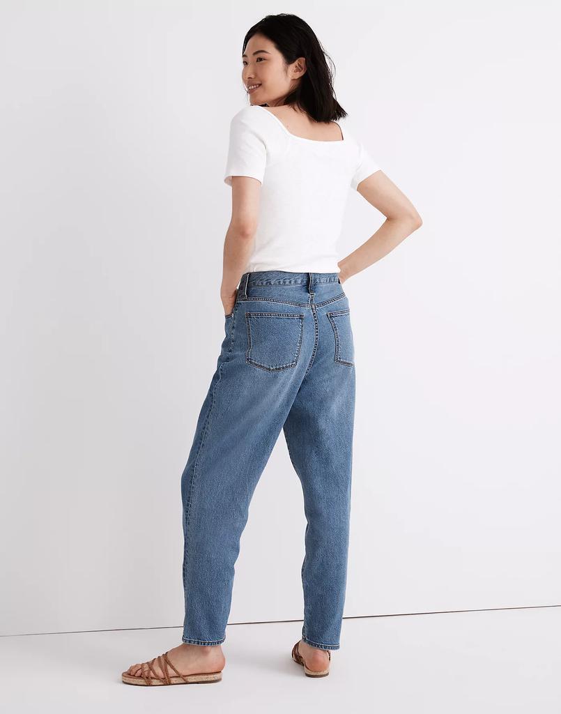 商品Madewell|Baggy Tapered Jeans in Jewell Wash,价格¥561,第5张图片详细描述