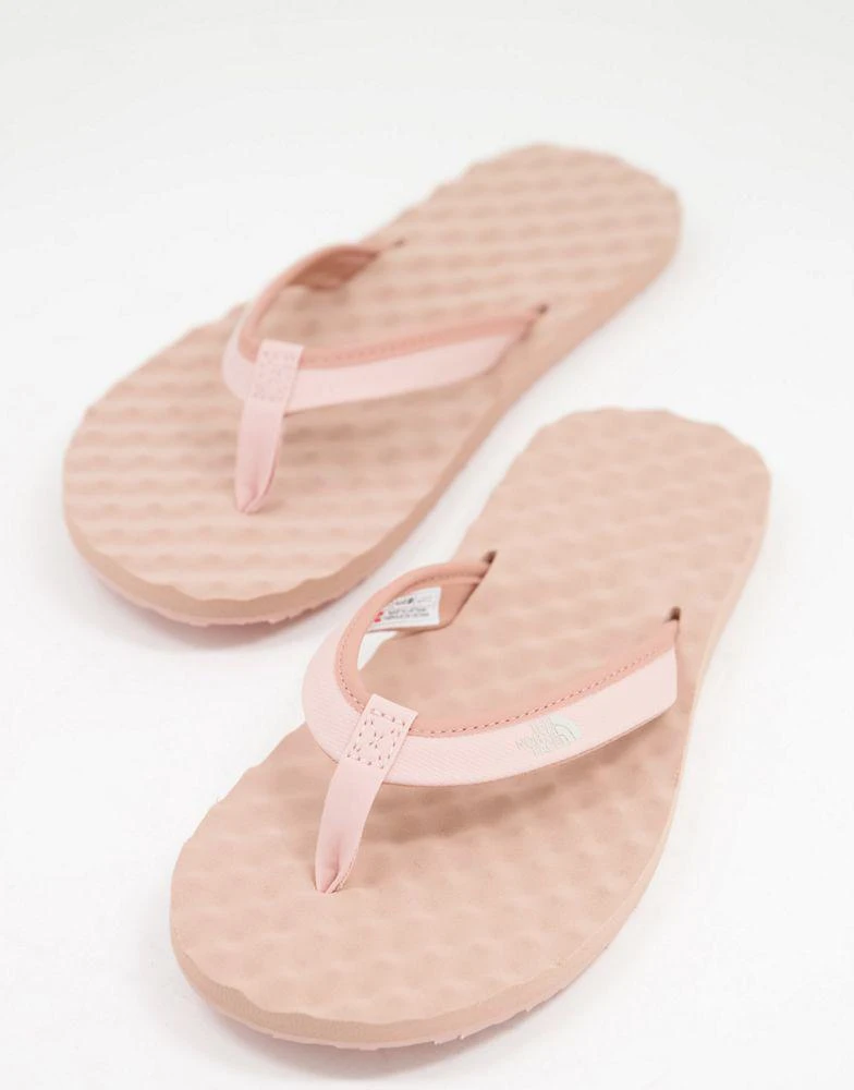 商品The North Face|The North Face Base Camp Mini II flip flops in pink,价格¥291,第2张图片详细描述