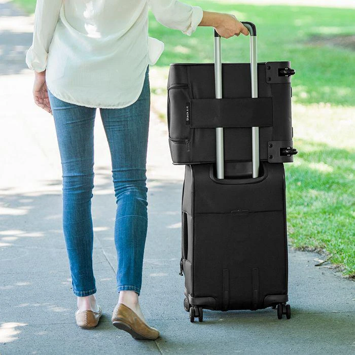 Insignis Carry-On Expandable Spinner 商品