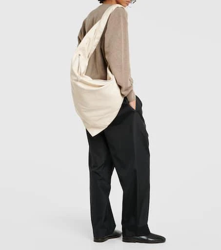 商品Lemaire|Scarf leather shoulder bag,价格¥12137,第5张图片详细描述