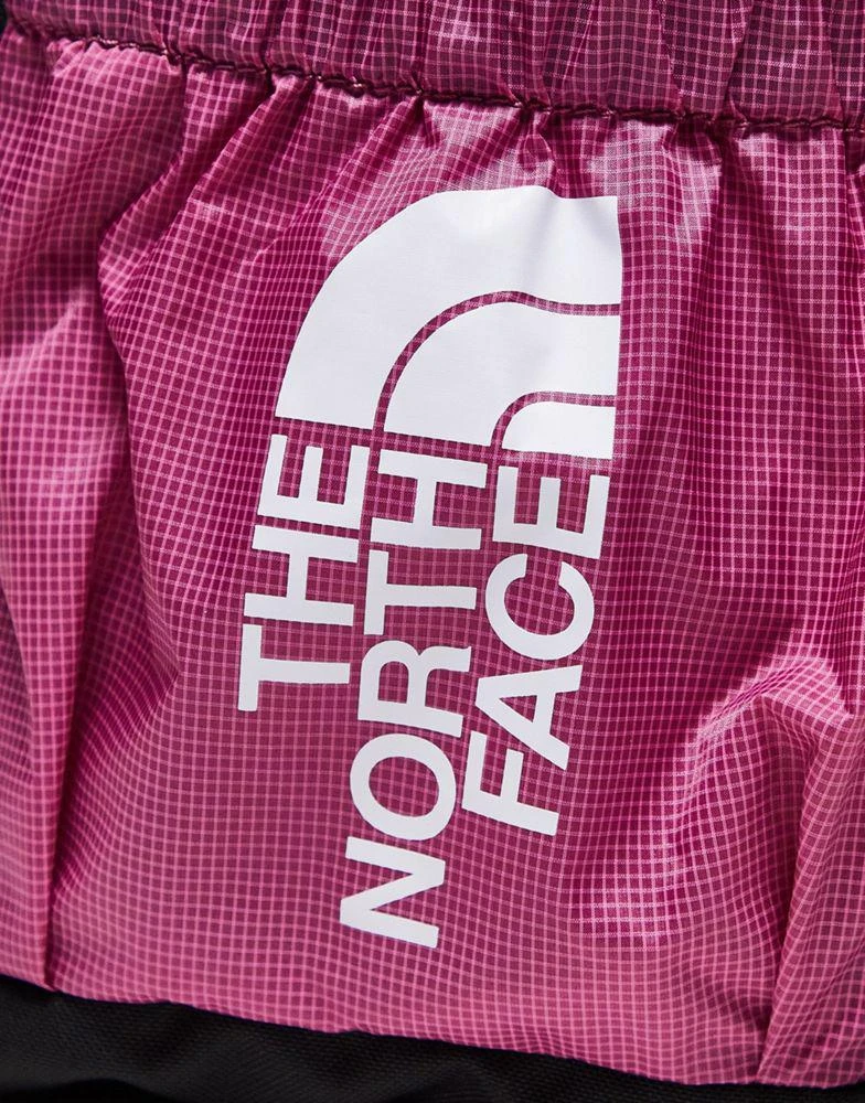 商品The North Face|The North Face Bozer mini backpack in pink and black,价格¥330,第2张图片详细描述