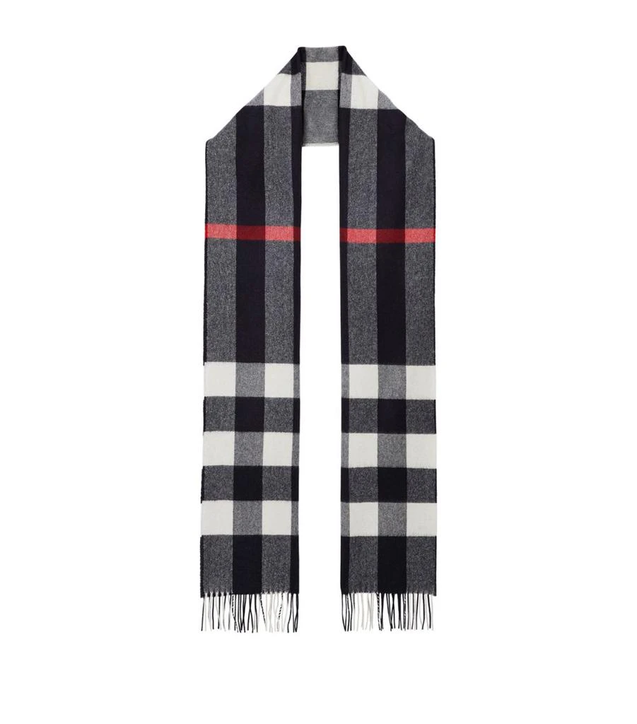 商品Burberry|Cashmere Check Scarf,价格¥5043,第3张图片详细描述