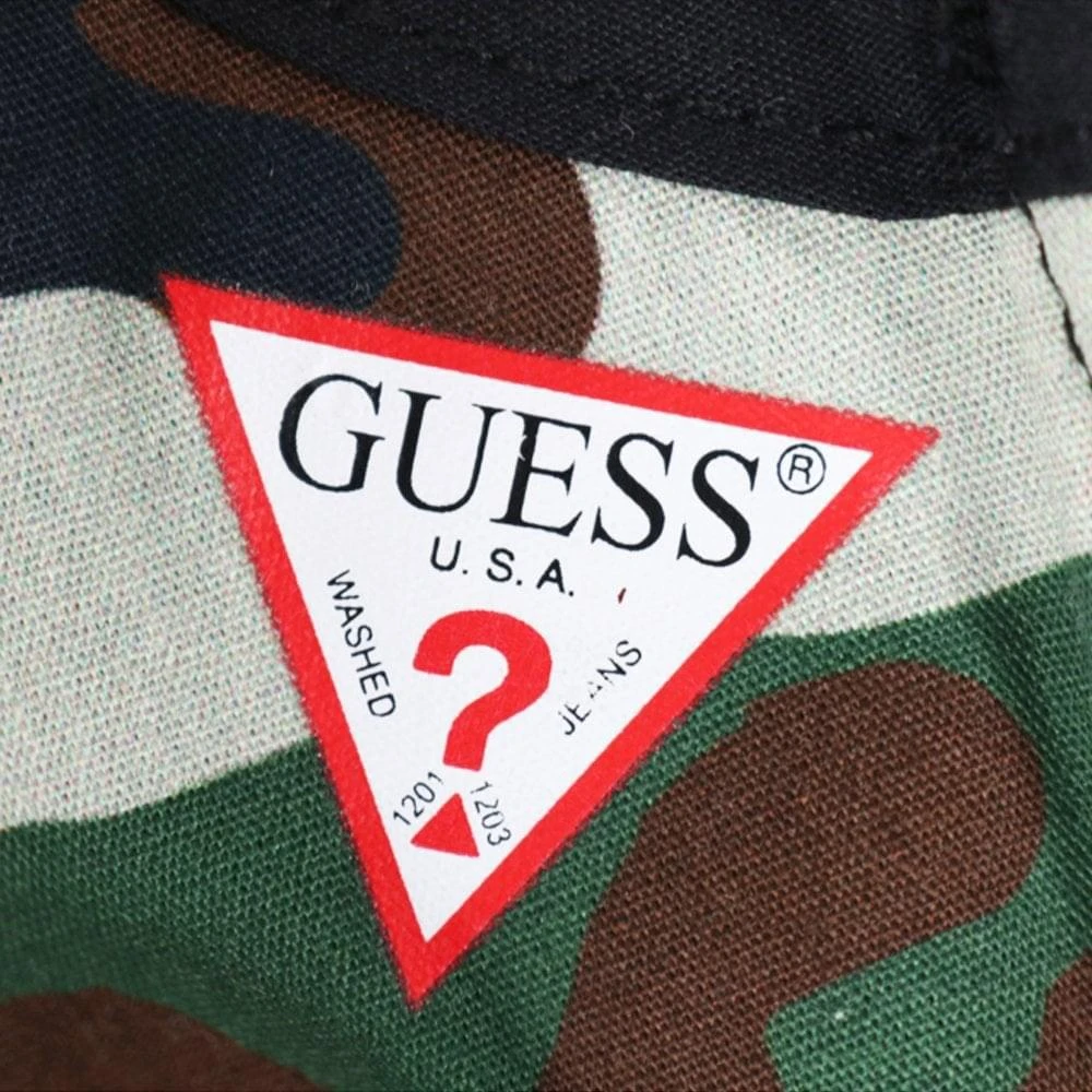 商品GUESS|Cotton Face Mask Camo Green Small,价格¥39,第2张图片详细描述