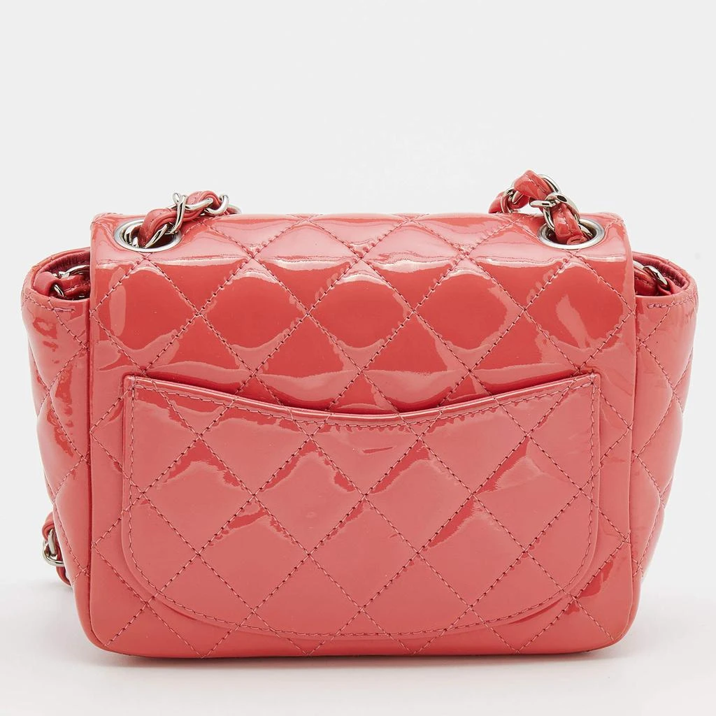 商品[二手商品] Chanel|Chanel Coral Quilted Patent Leather Mini Square Classic Flap Bag,价格¥16822,第4张图片详细描述