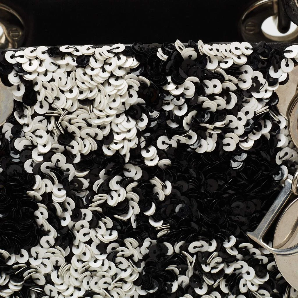 商品[二手商品] Dior|Dior Black/White Sequins and Leather Medium Lady Dior Tote,价格¥18563,第5张图片详细描述