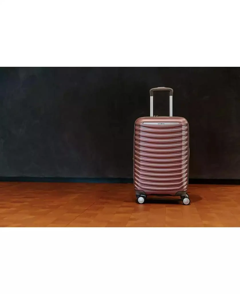 Spin Tech 6 Carry-On Spinner, Created for Macy's 商品