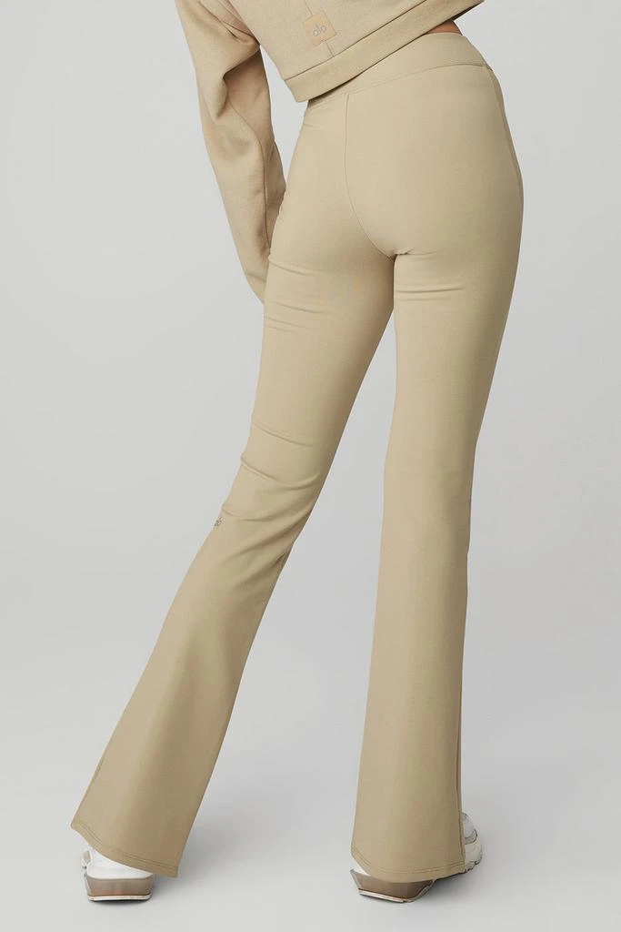 商品Alo|Airbrush High-Waist Flutter Legging - California Sand,价格¥722,第2张图片详细描述