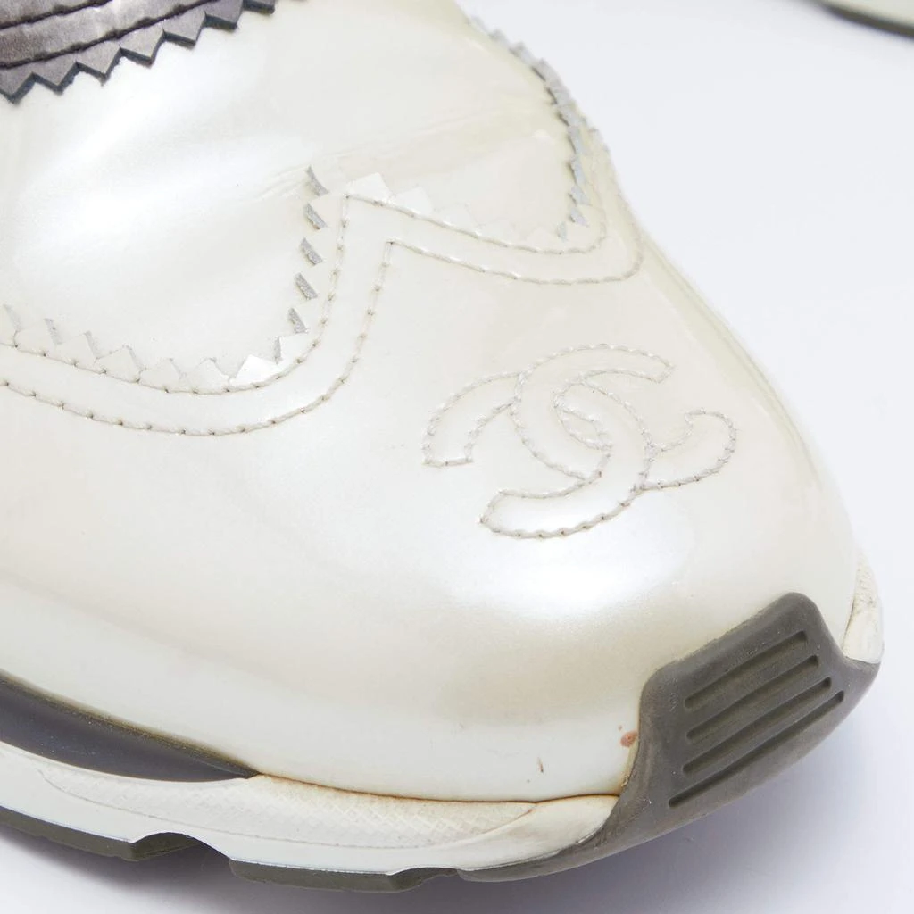 Chanel Cream/Grey Patent Leather CC Oxford Sneakers Size 37.5 商品