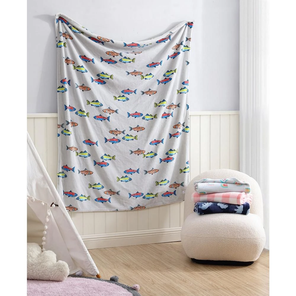 CLOSEOUT! Plush Throw, 60" x 50" 商品