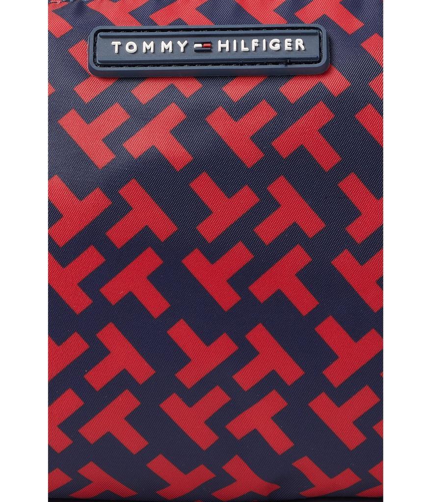 商品Tommy Hilfiger|Jennifer II Crossbody Bias Bicolor Print Nylon,价格¥351,第6张图片详细描述