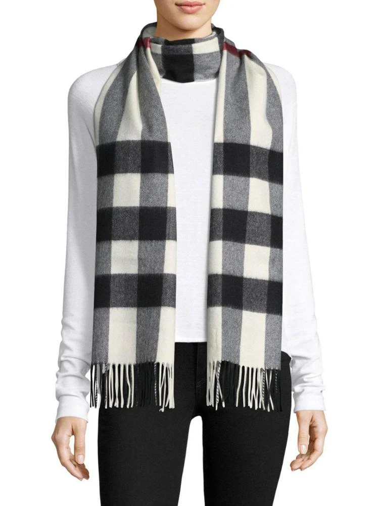 商品Burberry|Half Mega Check Cashmere Scarf,价格¥4197,第1张图片