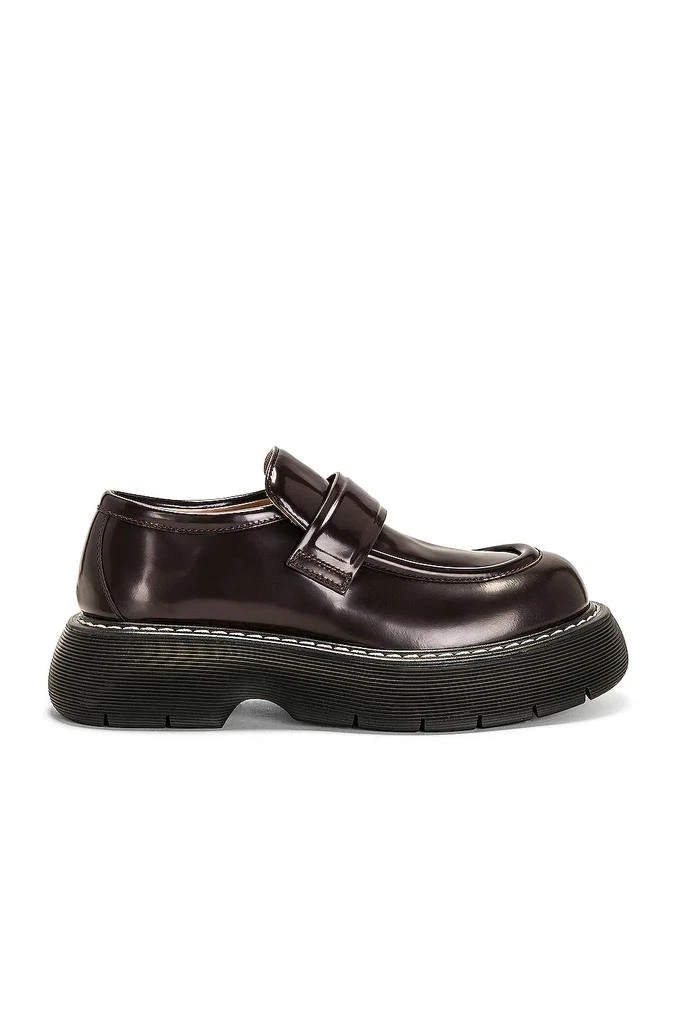 商品Bottega Veneta|BOTTEGA VENETA WOMEN SWELL FLAT GLOSS VINYL PLATFORM LOAFER,价格¥3410,第1张图片