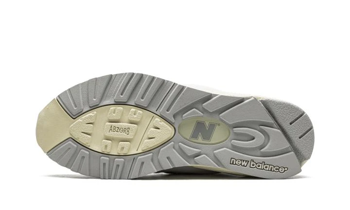 New Balance 990 V2 商品
