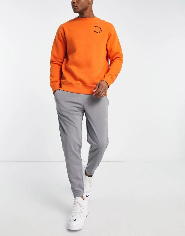 商品NIKE|Nike Football World Cup 2022 Netherlands unisex club crew sweat in orange,价格¥360,第3张图片详细描述