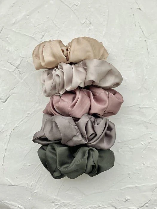 Basic Tone Down Daily Scrunchie 商品