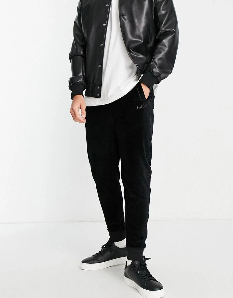 商品Hugo Boss|Hugo Dechi Velour track joggers in black,价格¥723,第1张图片