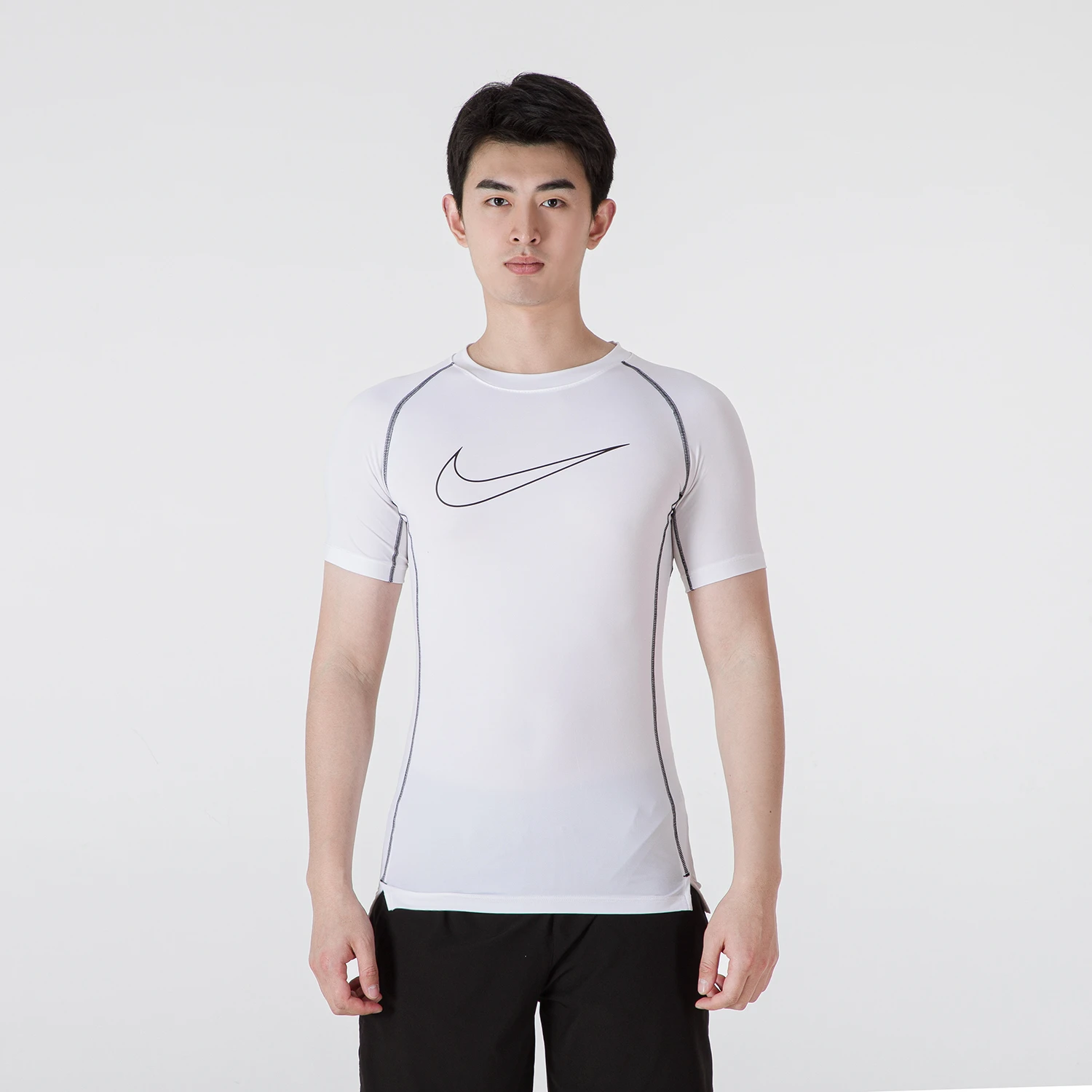 商品[国内直发] NIKE|Pro Dri-FIT男子紧身短袖,价格¥137,第1张图片