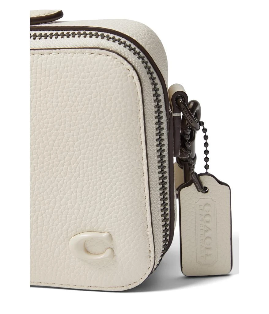 商品Coach|Charter Slim Crossbody in Pebble Leather with Sculpted C Hardware Branding,价格¥1702,第4张图片详细描述