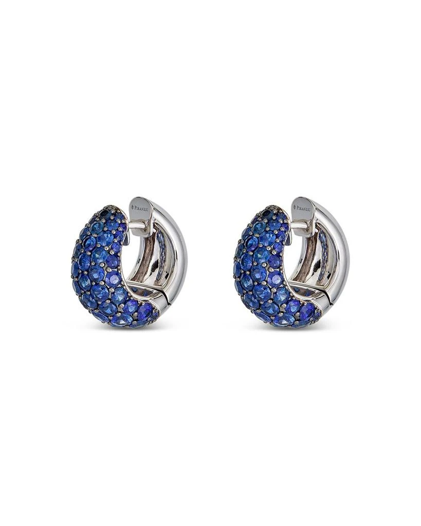 18K White Gold Dome Huggie Hoop Earrings with Blue Sapphires 商品