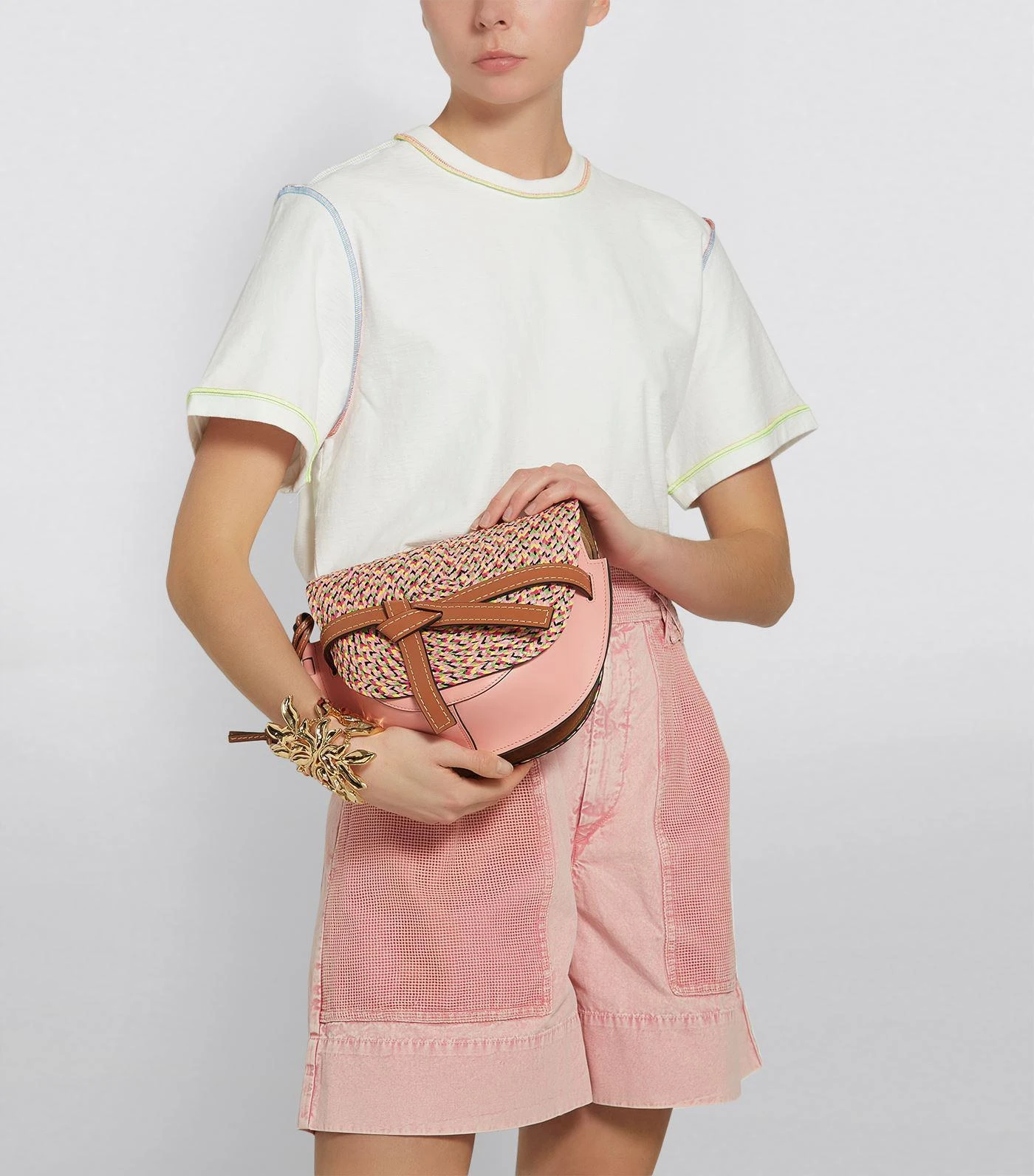 商品Loewe|Small Leather Gate Bag,价格¥14953,第5张图片详细描述
