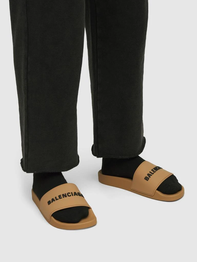 商品Balenciaga|10mm Pool Rubber Slide Sandals,价格¥3019,第2张图片详细描述