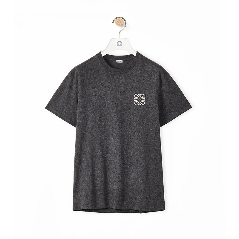 商品Loewe|【预售3-7天】LOEWE/罗意威 22年秋冬新款 男士麻灰色纯棉Anagram Logo刺绣T恤H526Y22X31-1440,价格¥2884,第4张图片详细描述