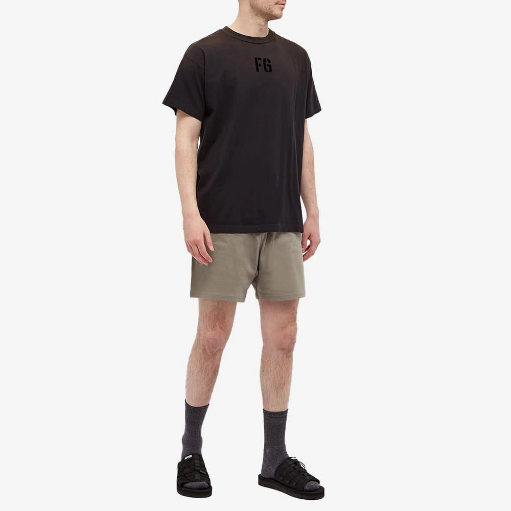 商品Essentials|Fear of God ESSENTIALS Lounge Short - Grey Flannel,价格¥278,第5张图片详细描述