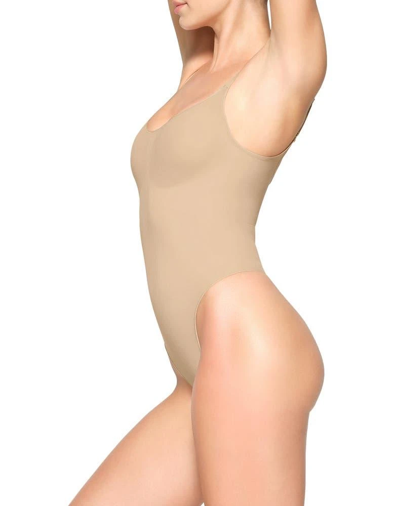 商品SKIMS|Everyday Sculpt Bodysuit,价格¥283,第3张图片详细描述