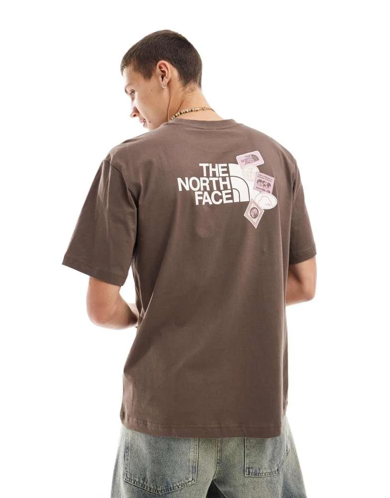 商品The North Face|The North Face Expedition Stickers back print oversized t-shirt in brown exclusive to ASOS,价格¥296,第2张图片详细描述