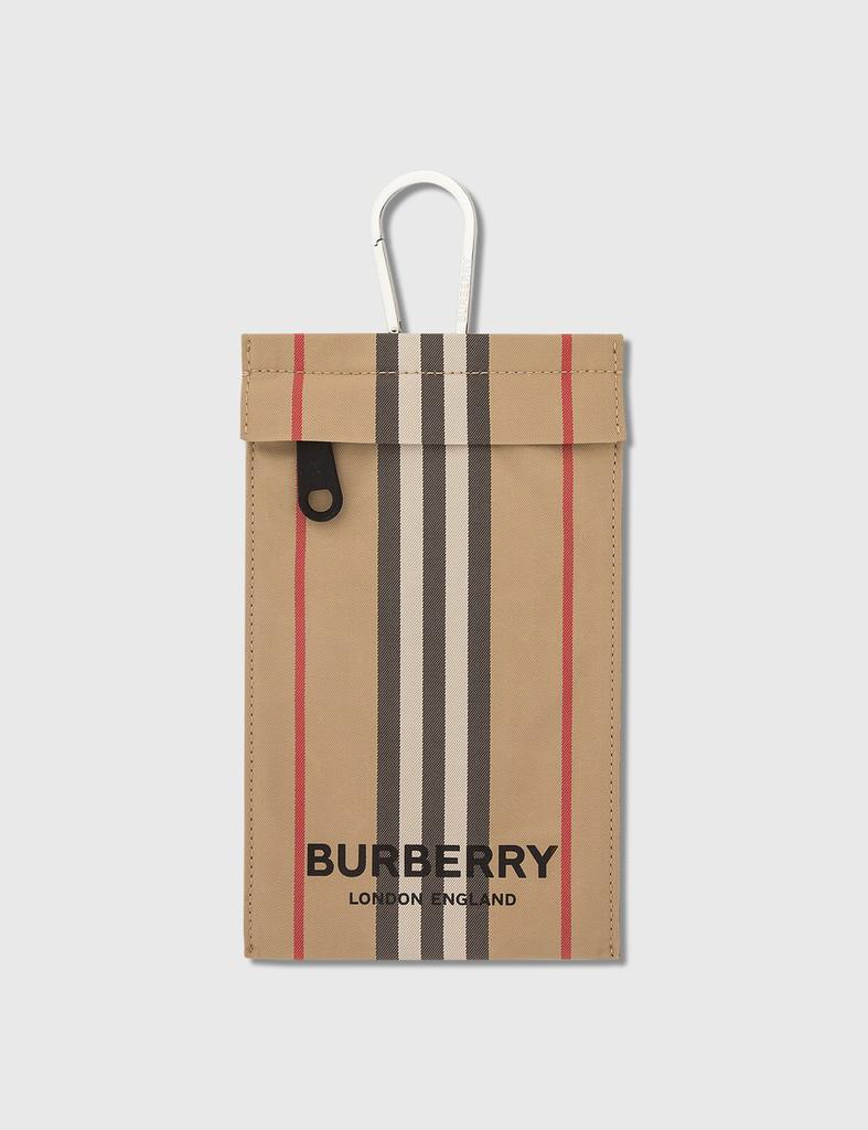 商品Burberry|Iconic Stripe Pouch,价格¥3310,第1张图片