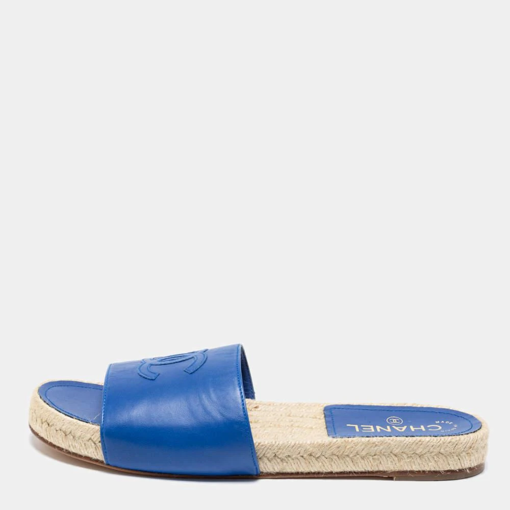 商品Chanel|Chanel Blue Leather CC Logo Flat Espadrille Slides Size 40,价格¥4749,第1张图片