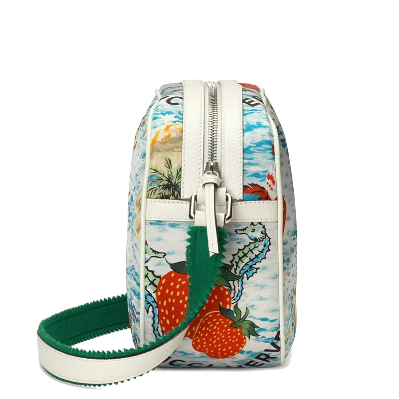 GUCCI/古驰 儿童款浅蓝色和红色尼龙草莓印花白色皮革饰边单肩斜跨背包682668UQ9EN4364 商品