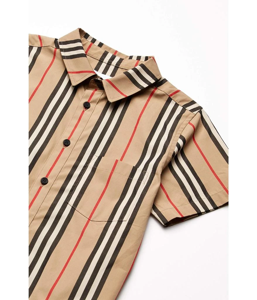 商品Burberry|Fredrick Icon Short Sleeve Shirt (Little Kids/Big Kids),价格¥1254,第3张图片详细描述