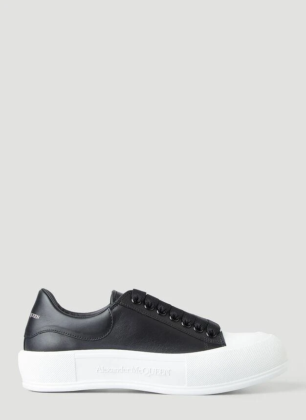 商品Alexander McQueen|Deck Lace-Up Plimsoll Sneakers in Black,价格¥2584,第1张图片